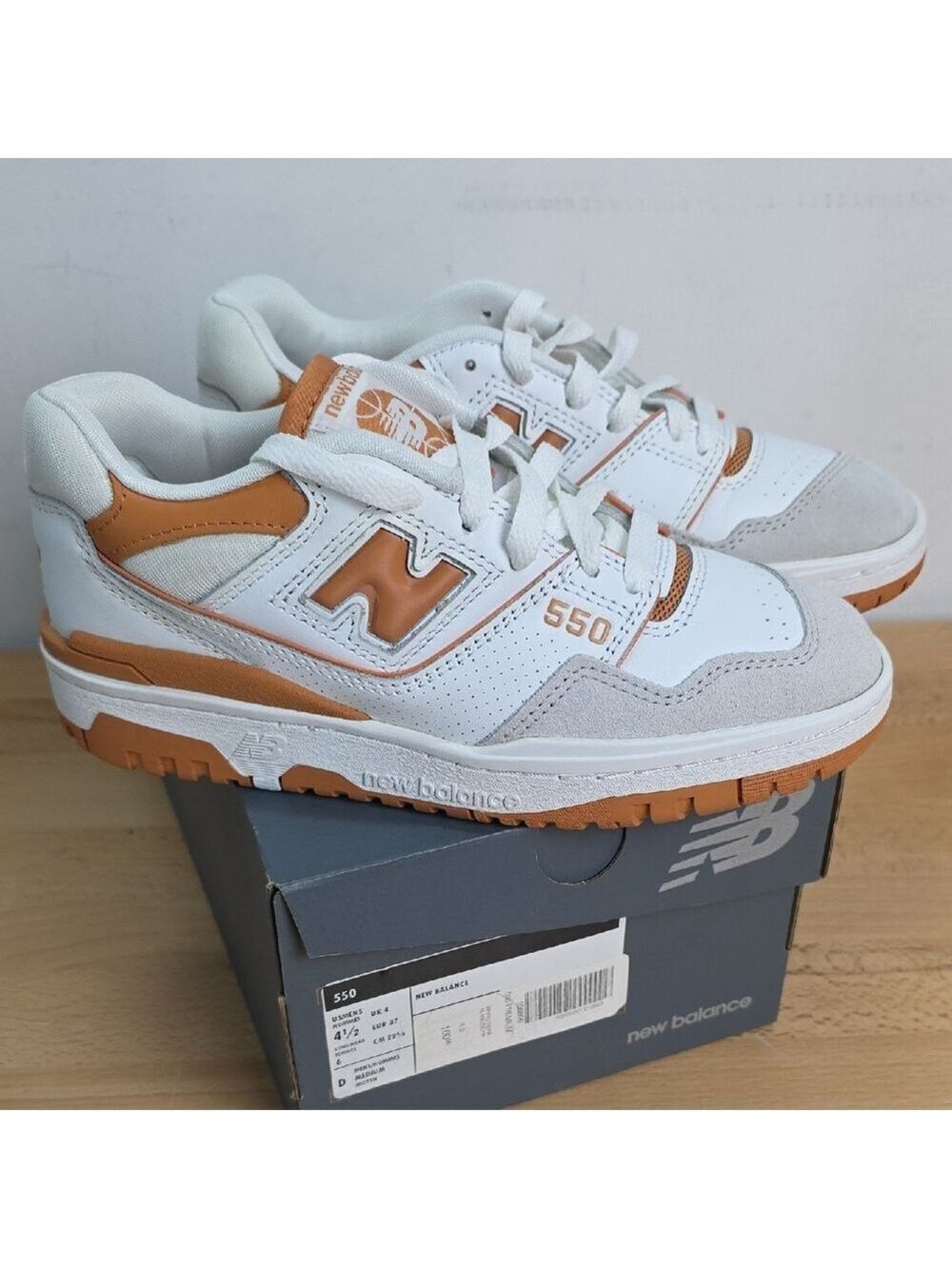 New Balance 550 White & Orange Low-Top Sneakers Men 5.5 Used